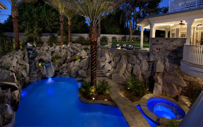 Elegant pool photo in Los Angeles