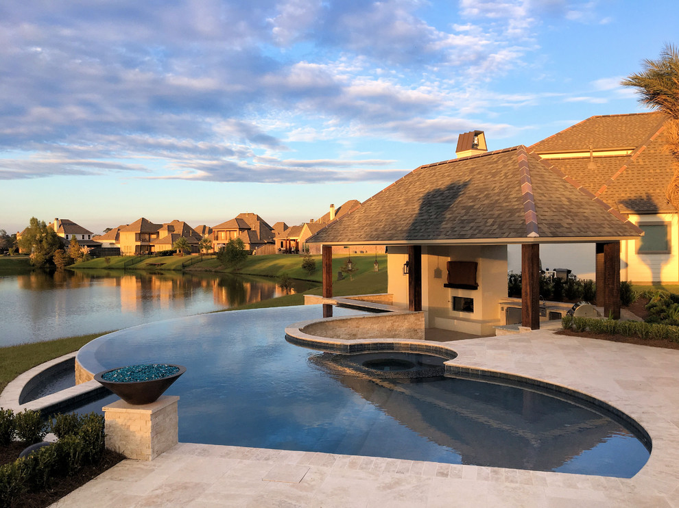 Carriagewood Estates Contemporary Pool New Orleans by Ewing