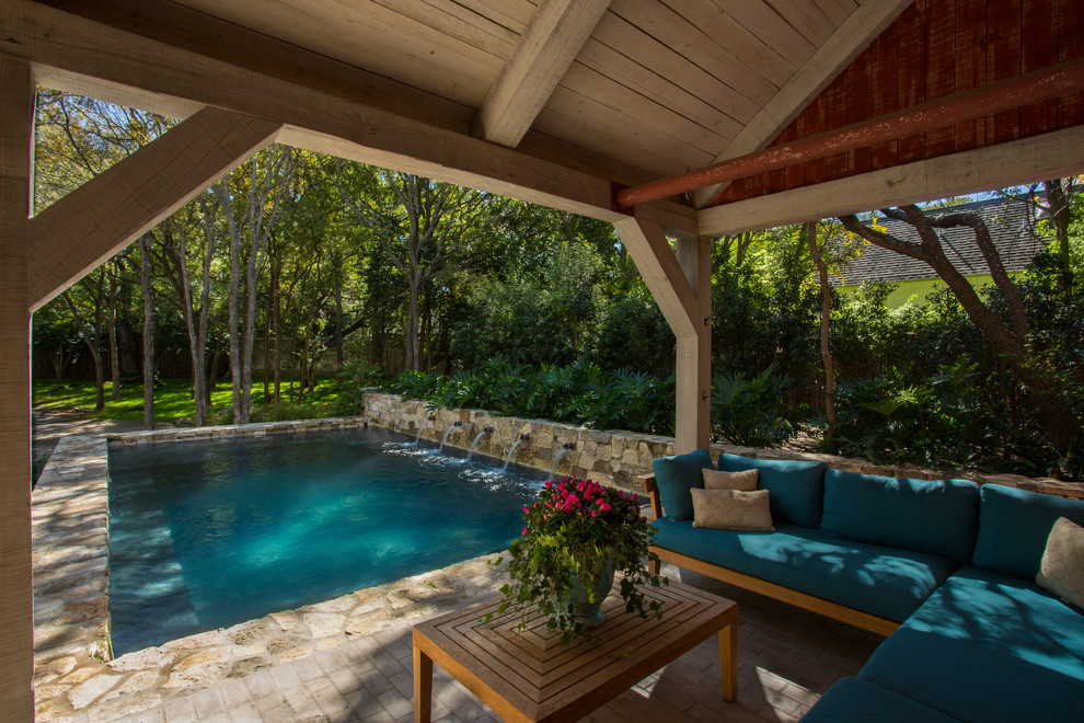 Example of a cottage pool design in Austin