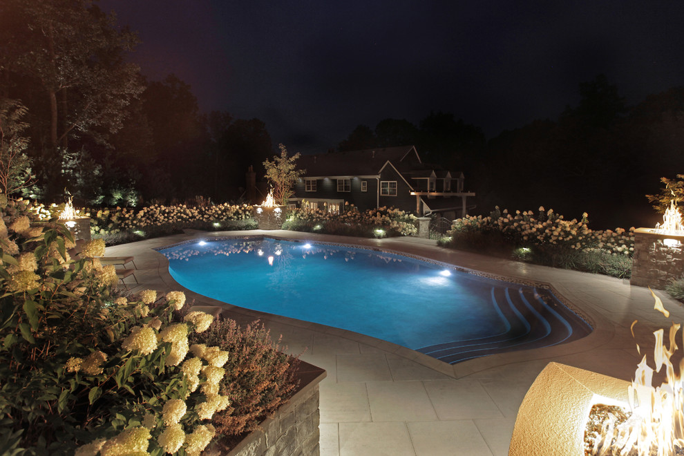 Design ideas for a bohemian swimming pool in New York.