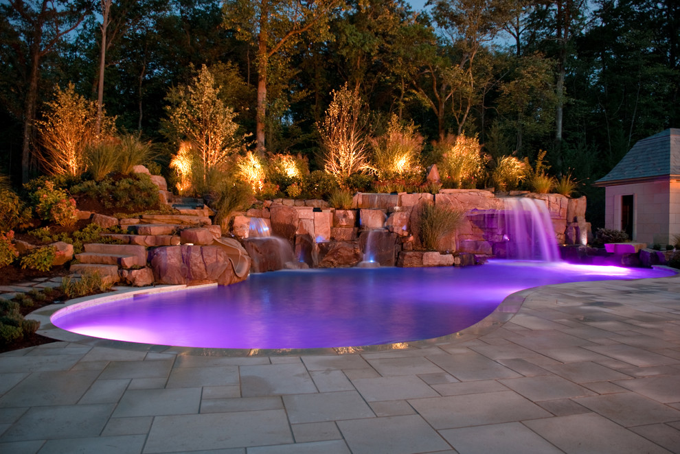 Example of a tuscan pool design in New York