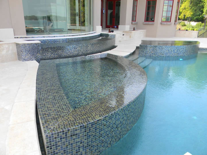 Foto di una piscina design