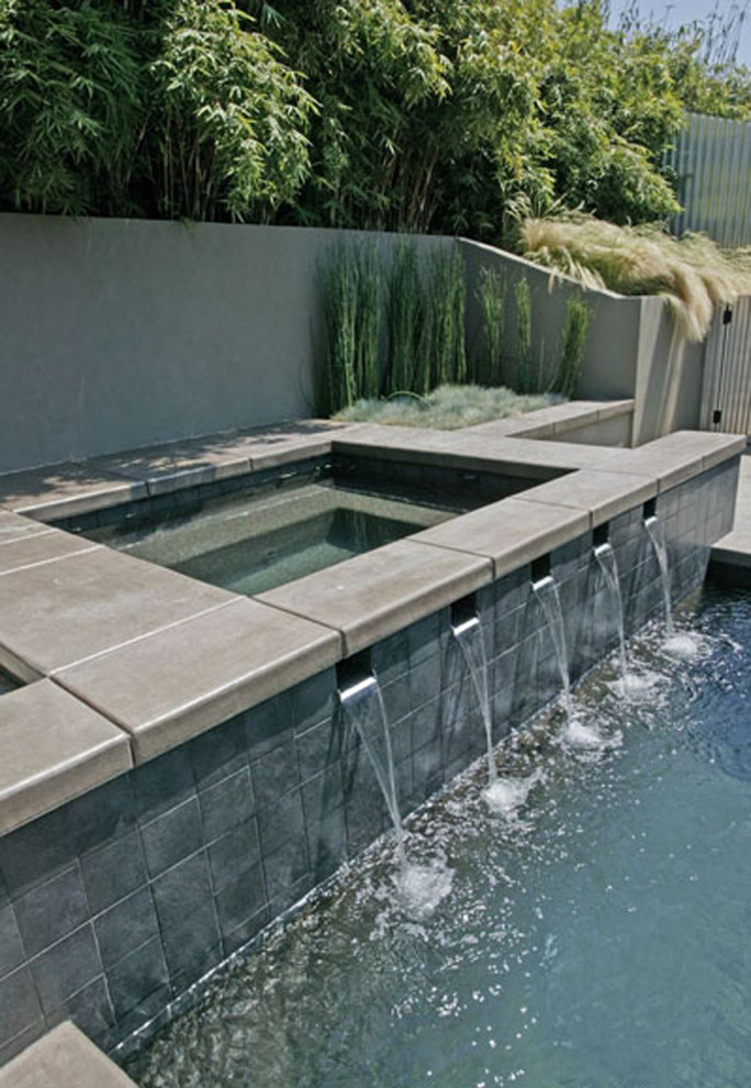 Inspiration for a contemporary swimming pool in San Diego.