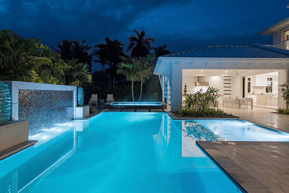 Klassischer Pool in Miami