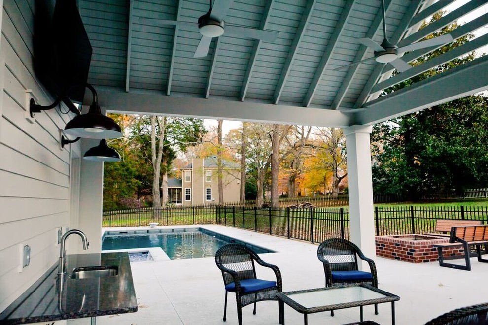 Crieve Hall Traditional Pool Nashville by Noble Custom Pools