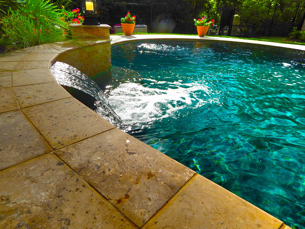 Curved Pool with Fountain and Pergola Contemporary Pool Houston