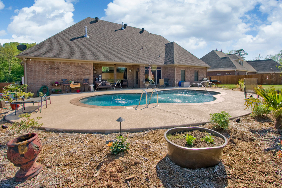Custom Brick Home with Pool in Benton Arkansas Traditional Pool