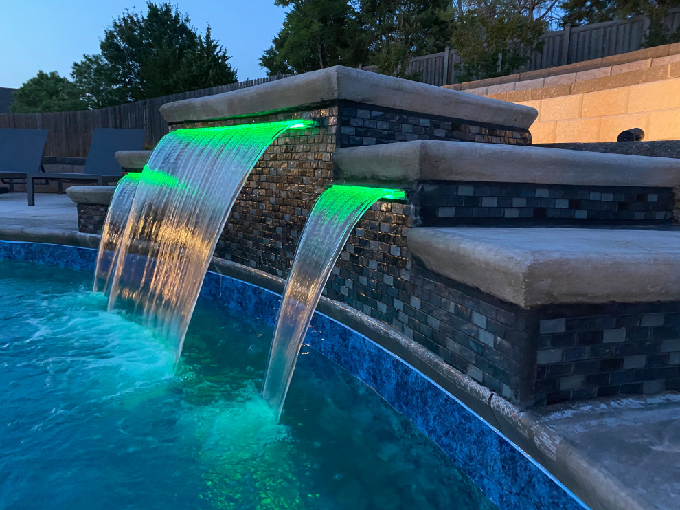 Custom Lagoon shaped polymer vinyl liner pool with Multilevel