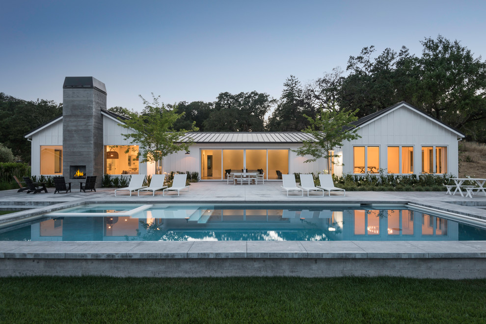This is an example of a farmhouse back rectangular swimming pool in San Francisco.