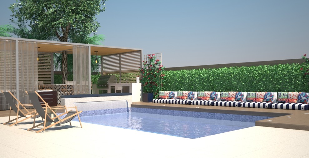 Großes Modernes Sportbecken hinter dem Haus in rechteckiger Form mit Wasserrutsche und Natursteinplatten in Miami