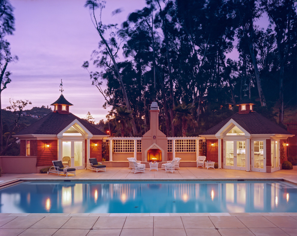 Geräumiger Klassischer Pool hinter dem Haus in rechteckiger Form mit Betonplatten in San Francisco