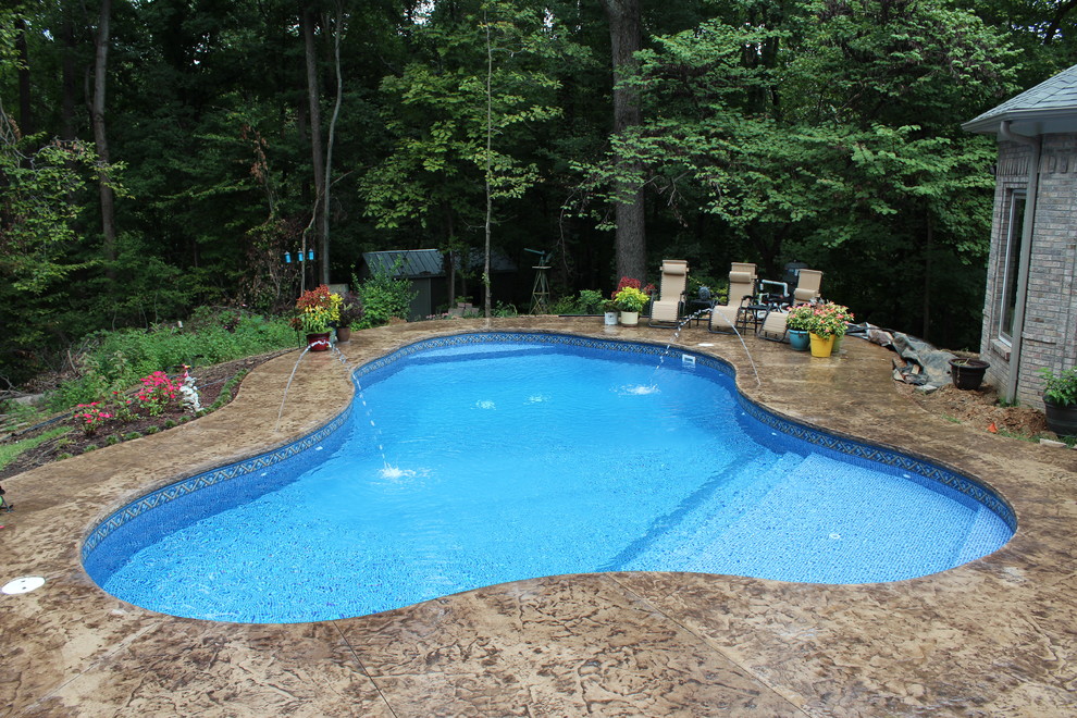 Dyersburg, TN Laguna Custom with Sun Ledge Mediterranean Pool Chicago by Aloha Pools