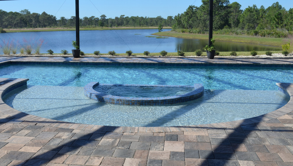 Photo of a contemporary swimming pool in Tampa.