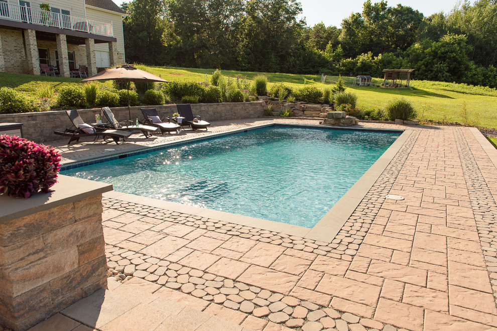 EcoFriendly Pool Retreat in Montpelier Rustic Pool Richmond by