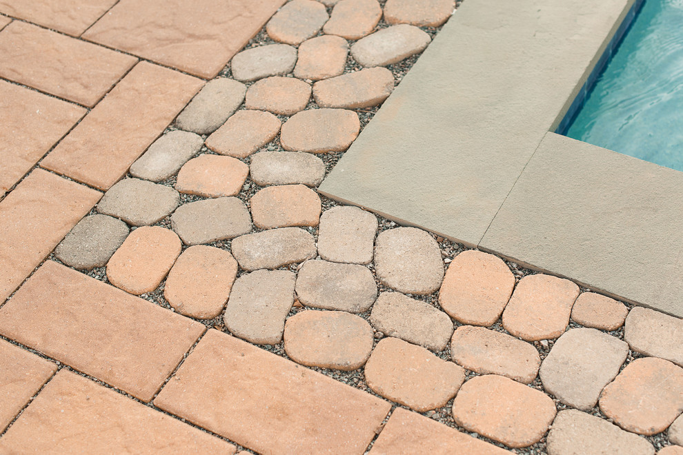 EcoFriendly Pool Retreat in Montpelier Rustic Pool Richmond by