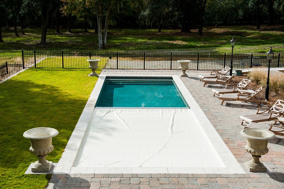 Ellis Pool Traditional Pool Charleston by Blue Haven Pools