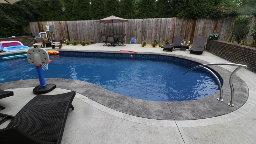 Flatback Kidney Build Vinyl Liner Inground Pool Mediterranean Pool Other By American Pool And Spa Houzz