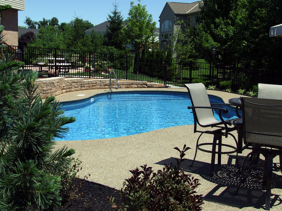 vinyl pool salt water