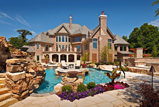 Freeform pool in Woodstock, IL - Traditional - Pool - Chicago - by ...