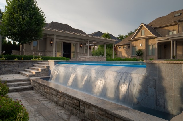 zero edge swimming pool