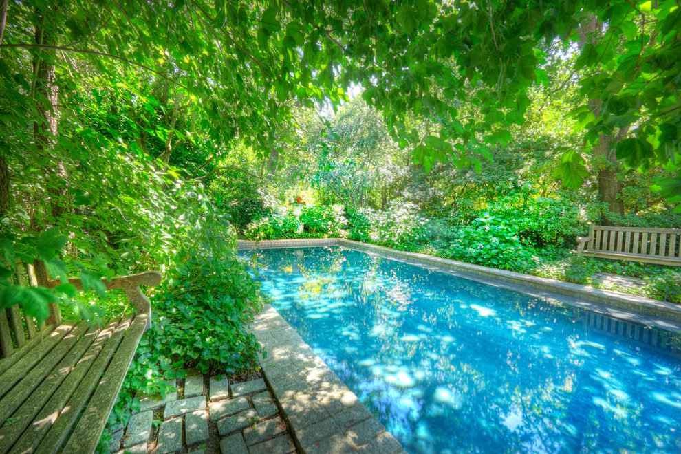 Example of an eclectic pool design in Sacramento
