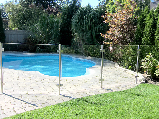 Glass Railings - Modern - Pool - Toronto - by Shower Deluxe | Houzz