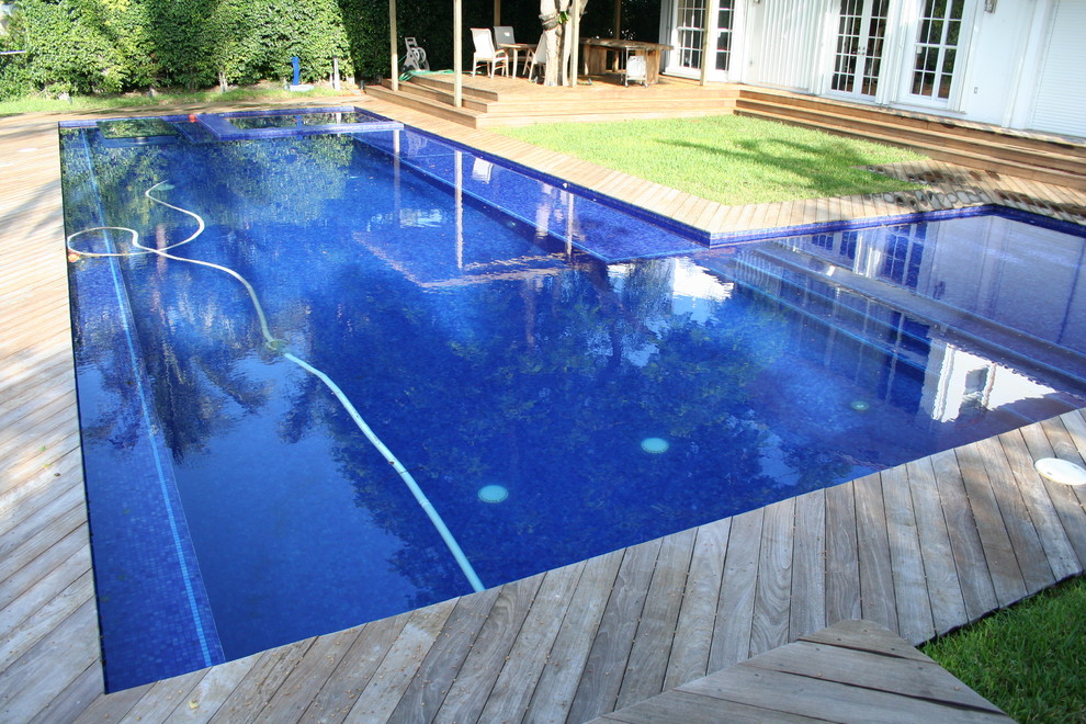 Pool - modern pool idea in Miami
