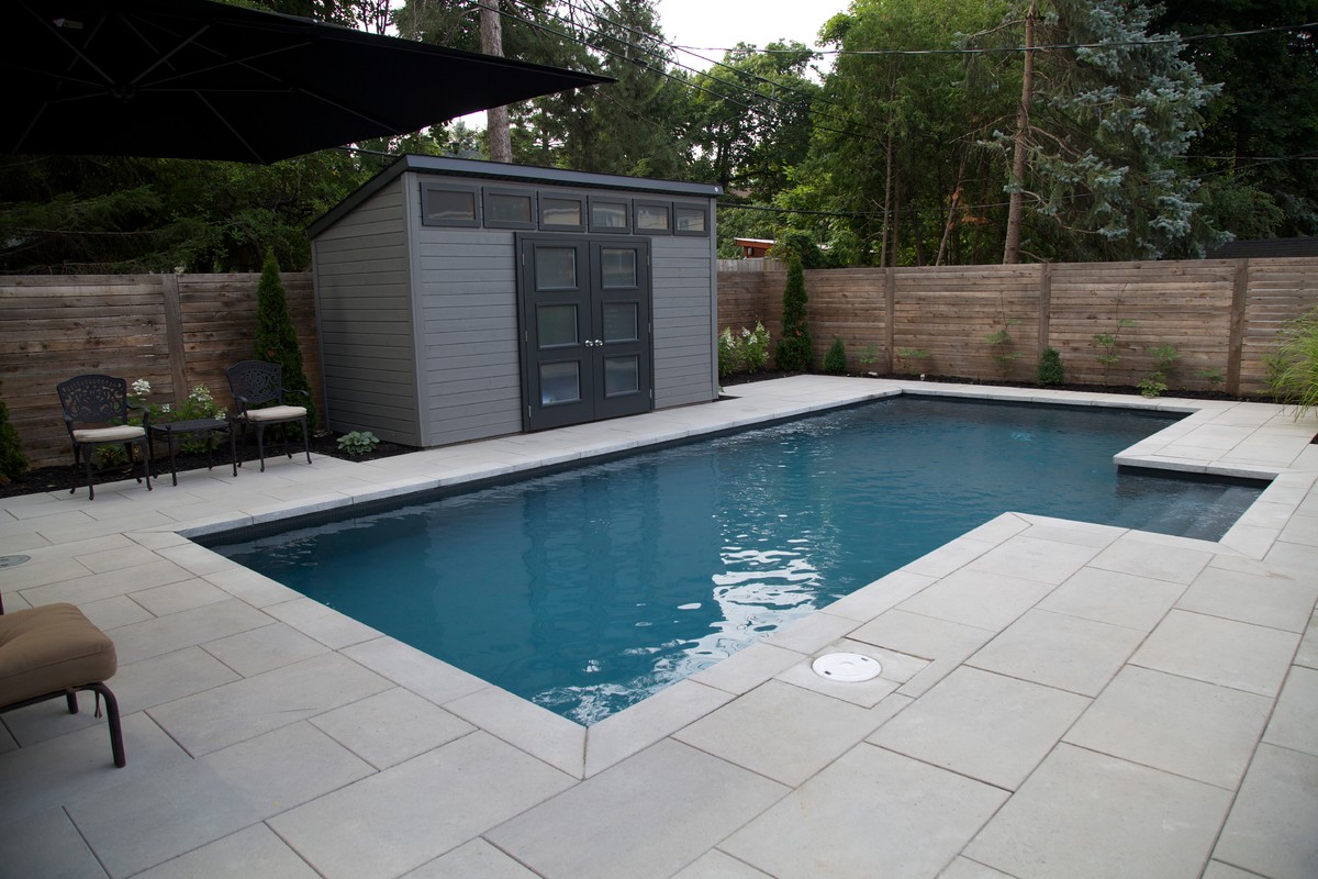 Grey Pool in TMR - Pool - Montreal - by User | Houzz