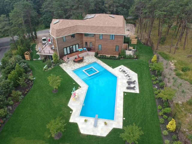 Gunite Swimming Pool And Complete Backyard Design In Southampton Ny Modern Pools And Hot Tubs 9104