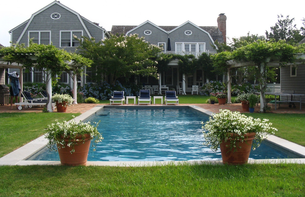 Hamptons Escape - Traditional - Pool - New York - by CBA ...