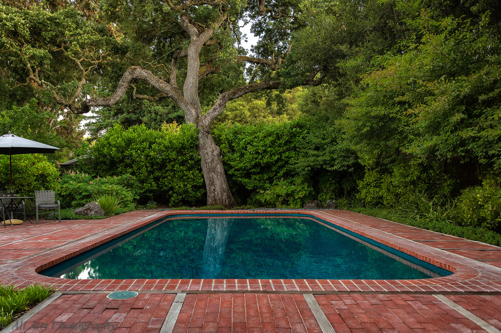 Inspiration for a zen pool remodel in San Francisco