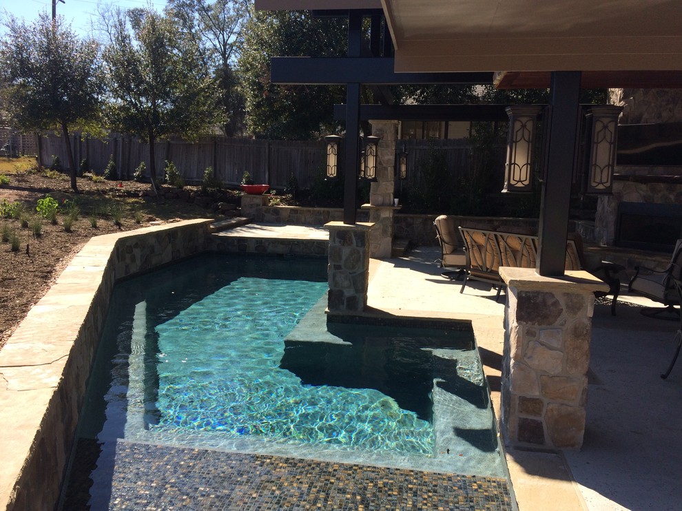 Design ideas for a contemporary swimming pool in Dallas.