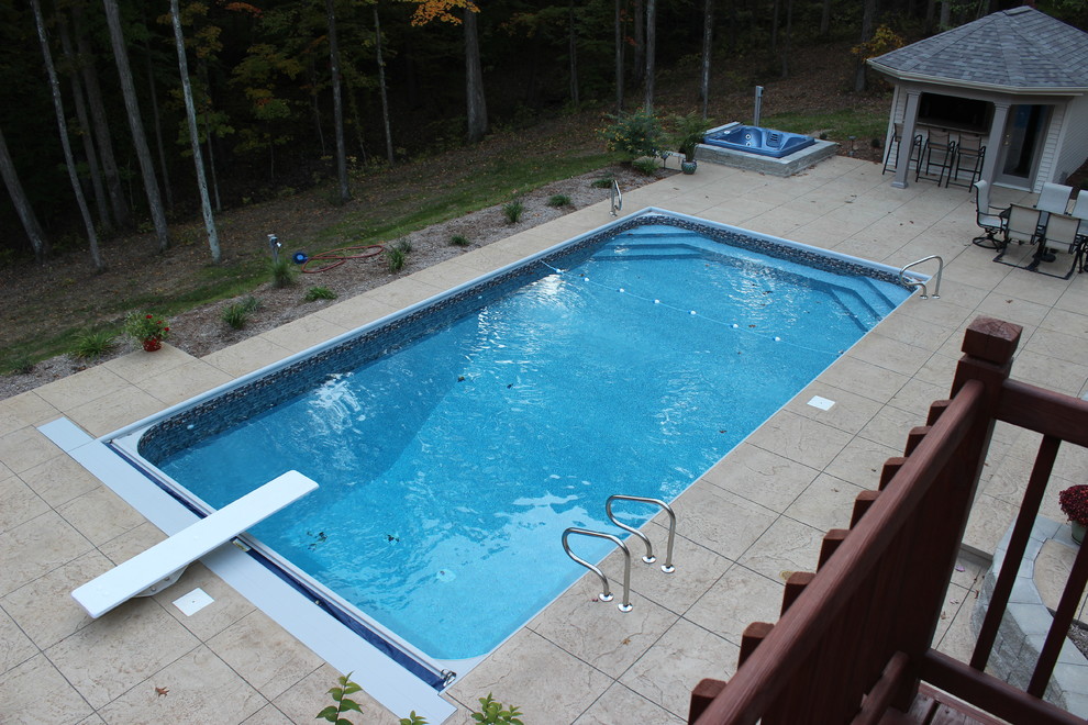 In Ground Vinyl Liner Swimming Pool Installations Traditional Pool