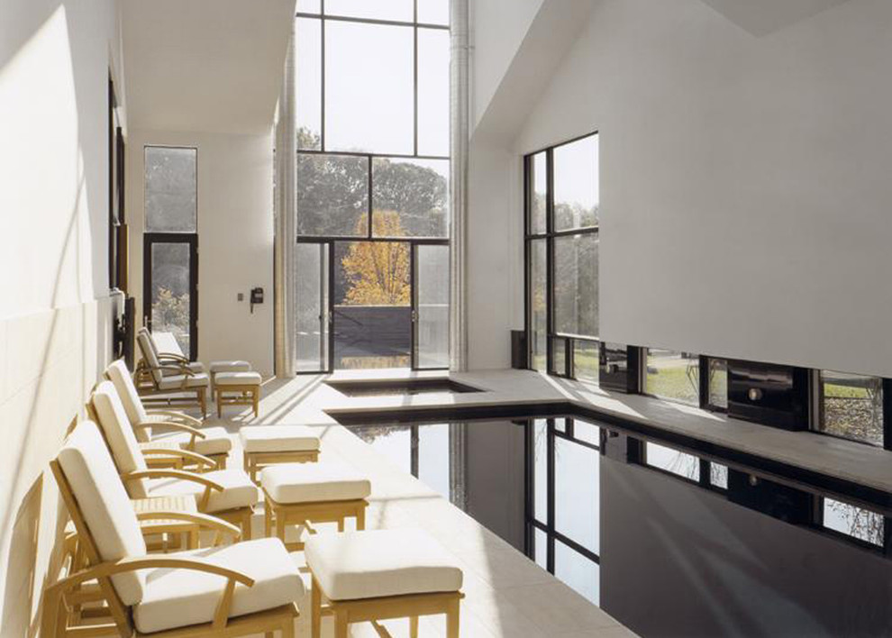 Идея дизайна: бассейн в доме в стиле модернизм