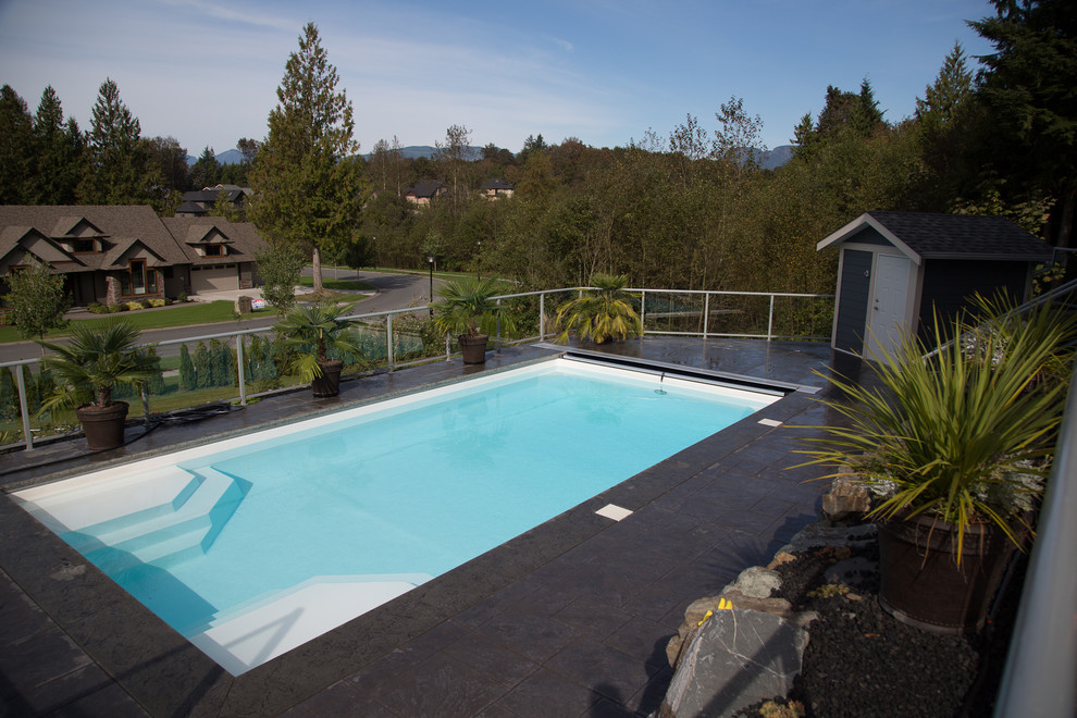 InGround Fiberglass Pool Modern Swimming Pool & Hot Tub Vancouver