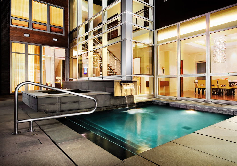 Inspiration for a timeless pool remodel in Chicago