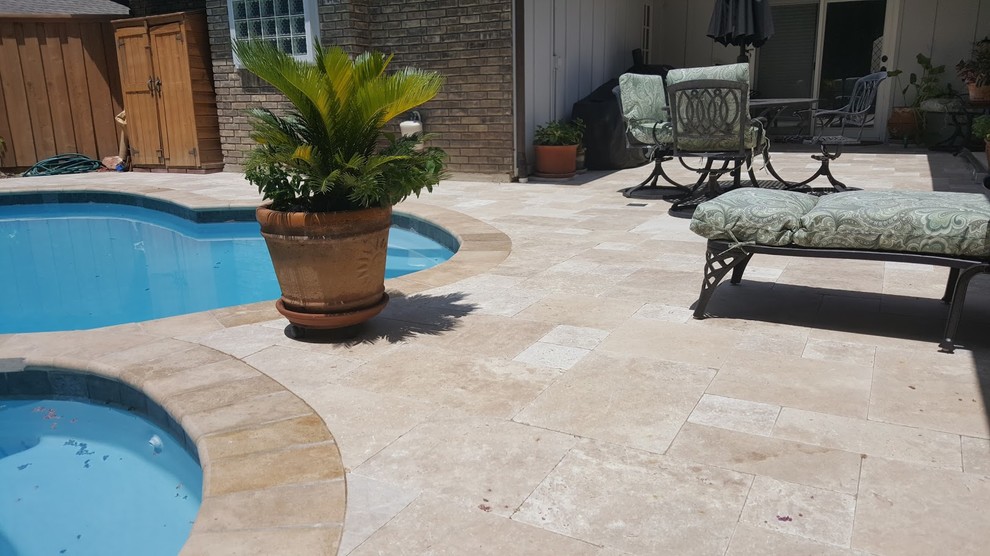 Integrity Pools Dallas, TX Traditional Swimming Pool & Hot Tub Dallas by Integrity