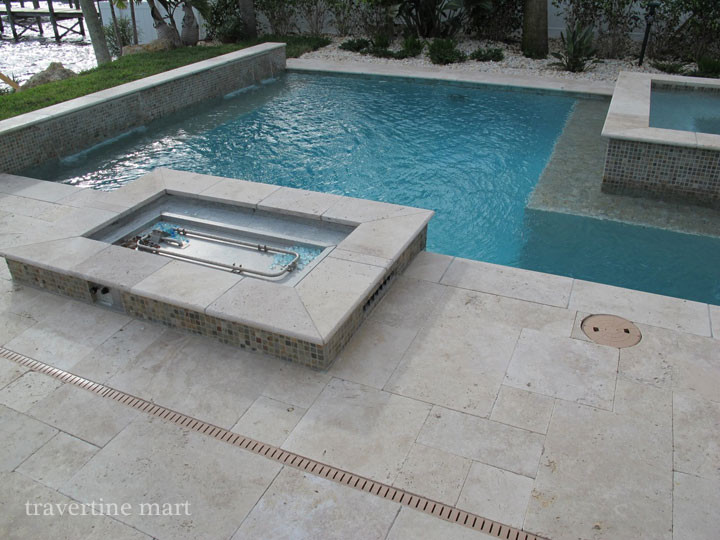 Example of a minimalist pool design in Miami