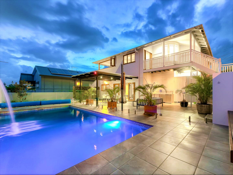 Photo of a modern swimming pool in Brisbane.