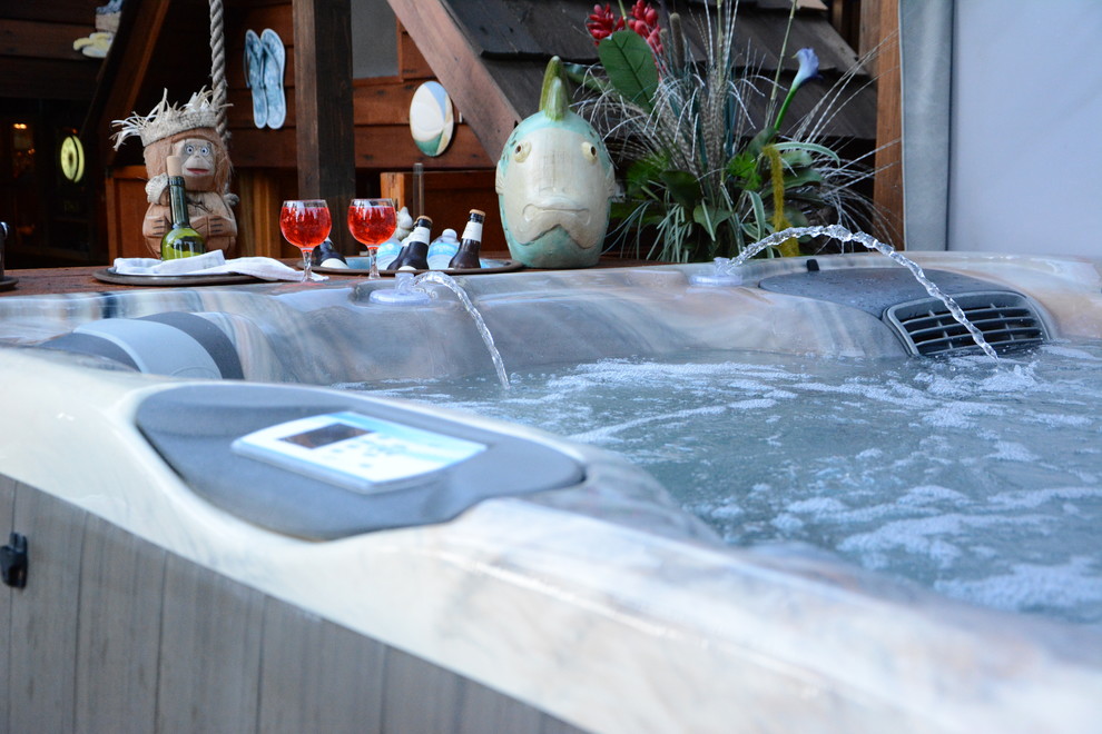 LaZBoy Hot Tub Exotique Piscine Autres périmètres par Outdoor