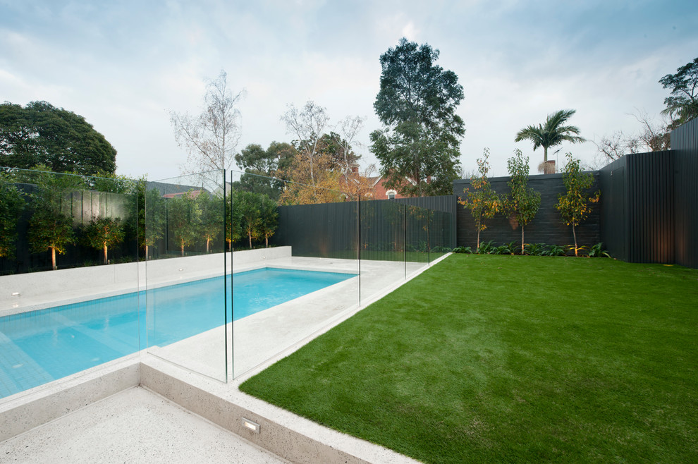Пример оригинального дизайна: бассейн в стиле модернизм