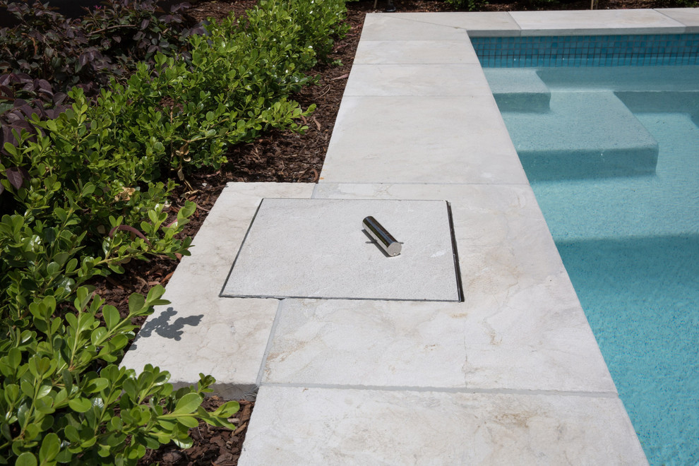 Design ideas for a contemporary swimming pool in Sydney.
