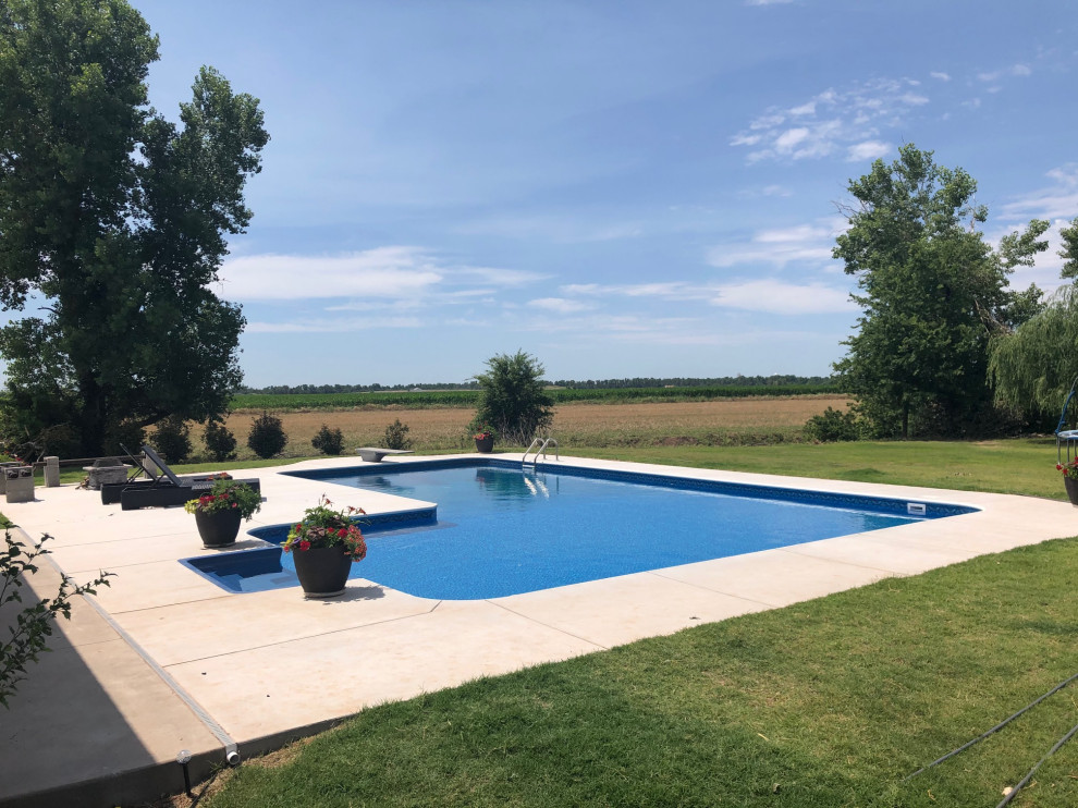 Large L Shaped Elite Polymer Vinyl Liner Pool with Blue Granite Steps