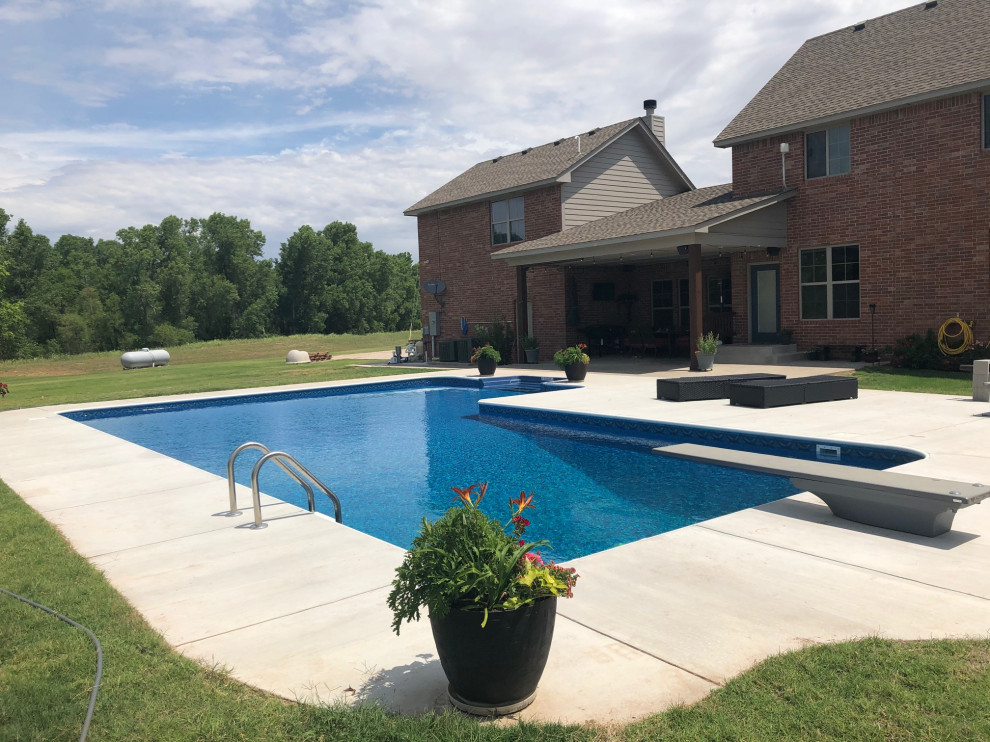 Large L Shaped Elite Polymer Vinyl Liner Pool with Blue Granite Steps