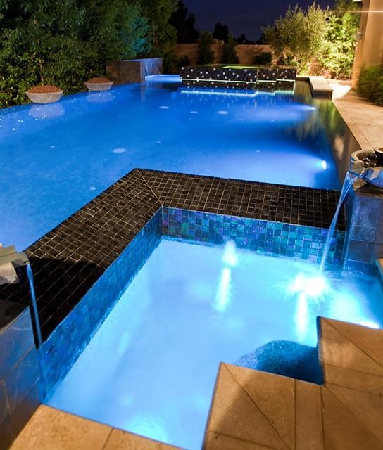 This is an example of a traditional swimming pool in San Francisco.
