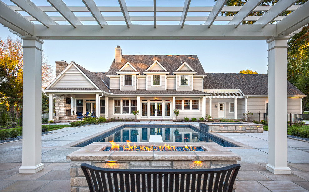 Leawood Estate Traditional Pool Kansas City by By The Blade