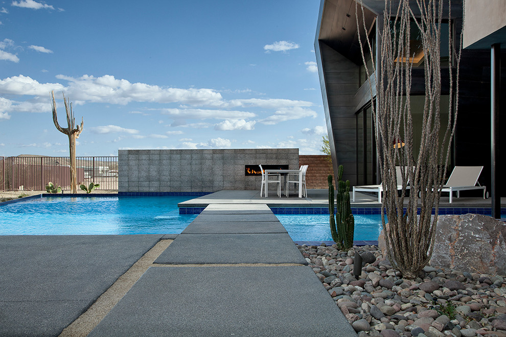 light and water - Modern - Pool - Las Vegas - by Assemblage Studio | Houzz