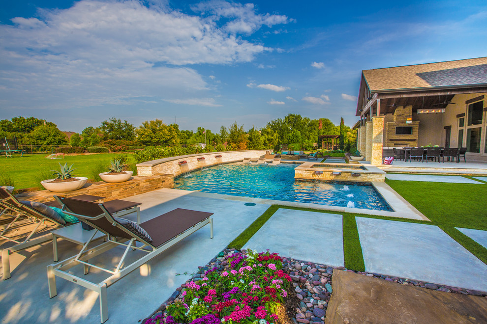 Pool - large contemporary backyard concrete and l-shaped pool idea in Dallas