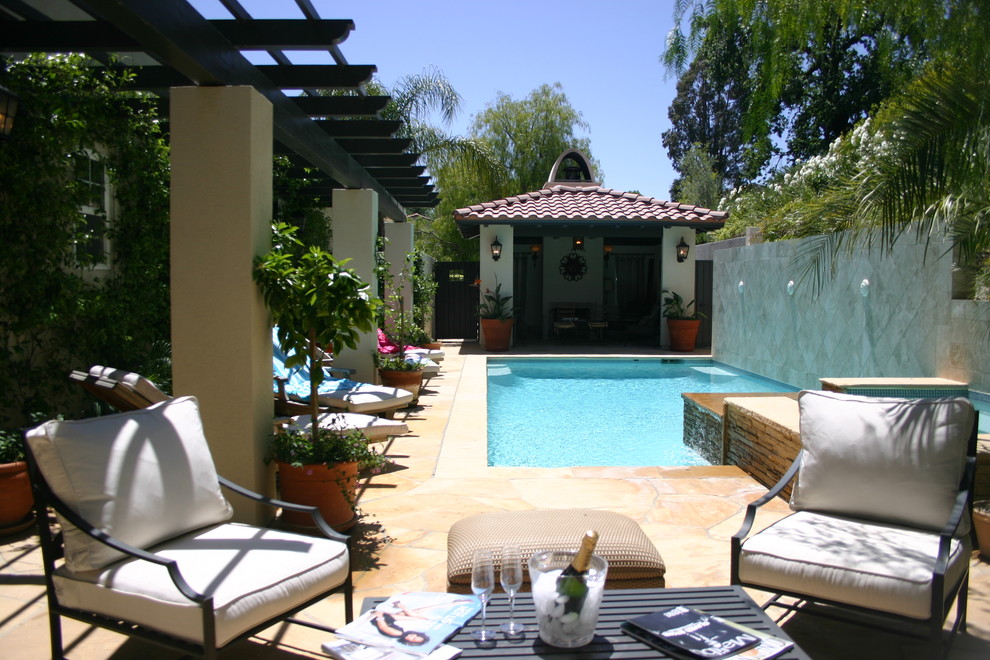 Los Angeles Pool House/Pool Mediterranean Pool Los Angeles by