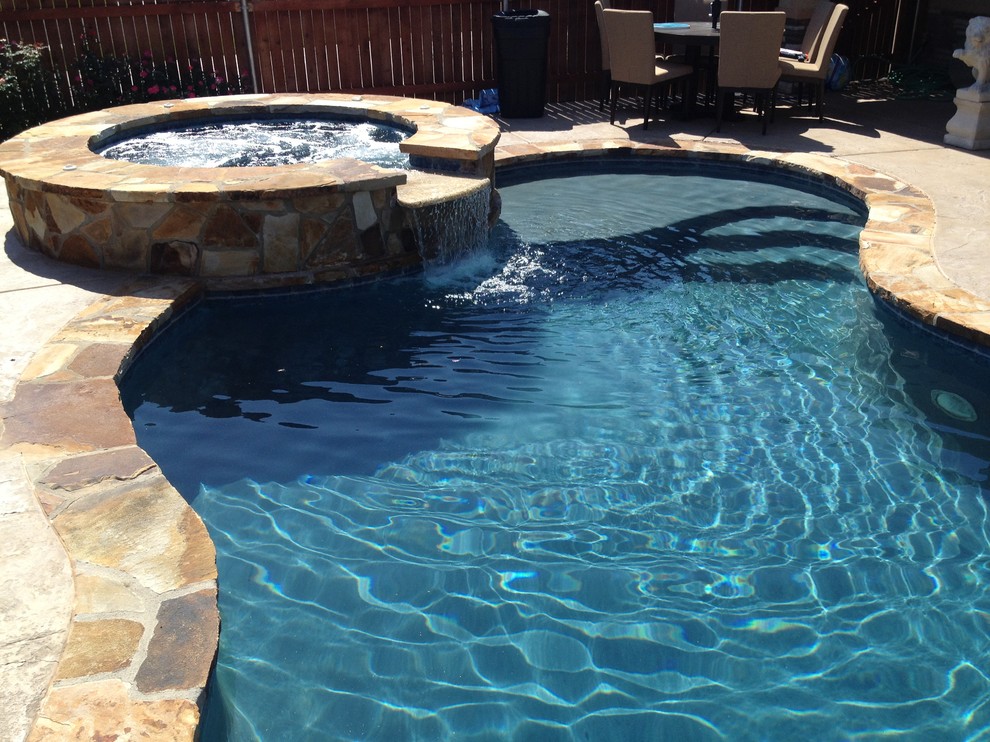 Luxury Swimming Pools - Traditional - Pool - Austin - by Amarillo ...